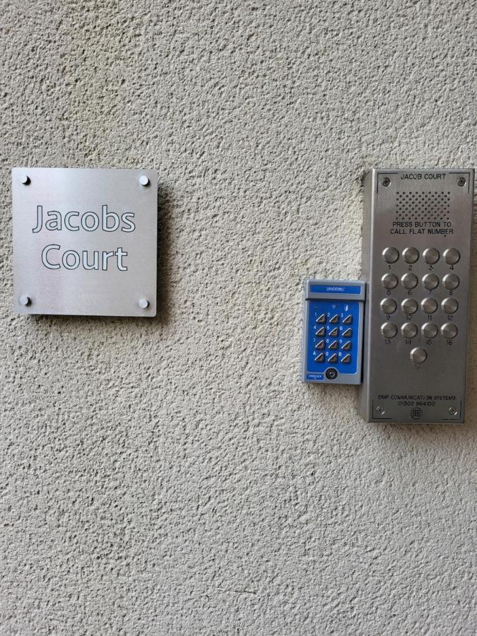 Jacobs Court Apartment York Bagian luar foto